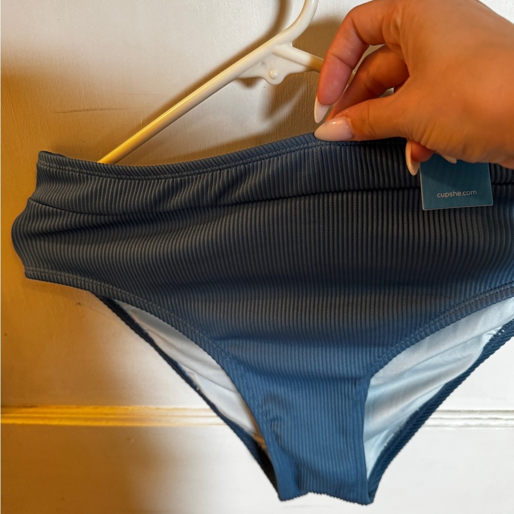 Cupshe Teal Ribbed Bikini Set medium - Picture 3 of 4